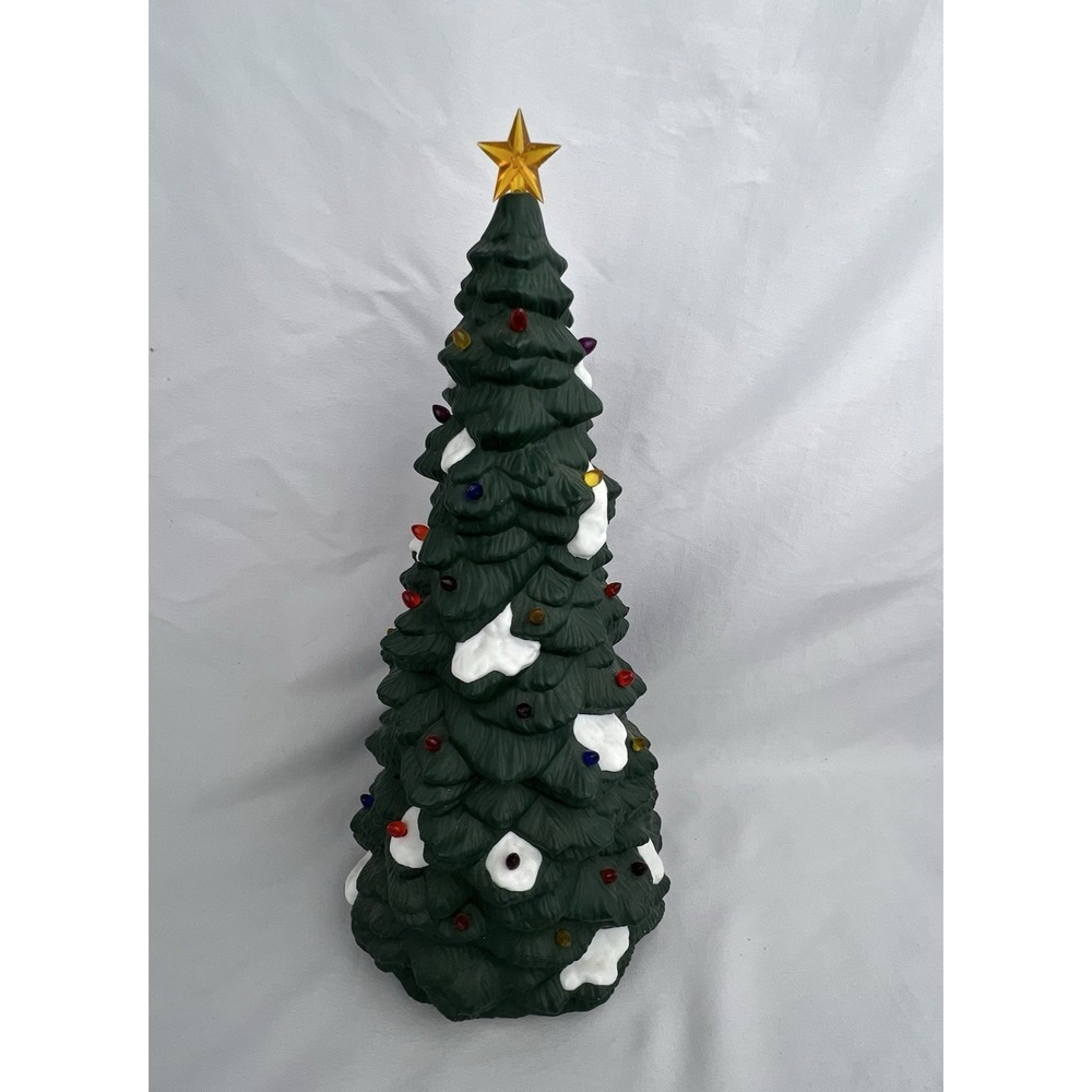 Dept 56 Heritage Village Collection Porcelain‎ Town Tree No Benches No Light